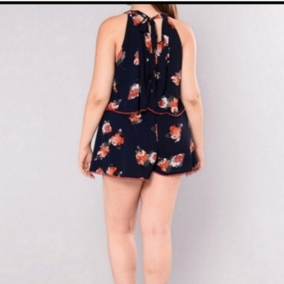 Nwt Fashion nova 3x floral romper - Picture 2 of 4